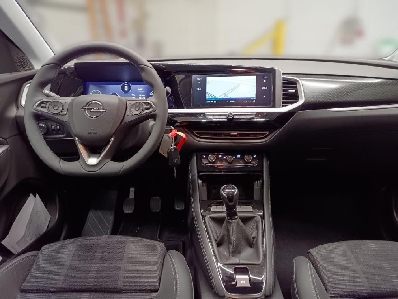 Fahrzeugabbildung Opel Grandland 1.2T GS - Navi, 360°Kamera, Sitzhz+Len