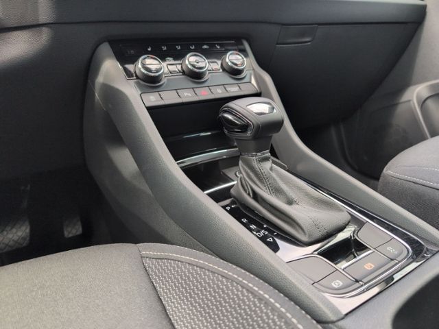 Karoq 1.5 TSI DSG SELECTION LED+NAVI.+KAMERA+ACC