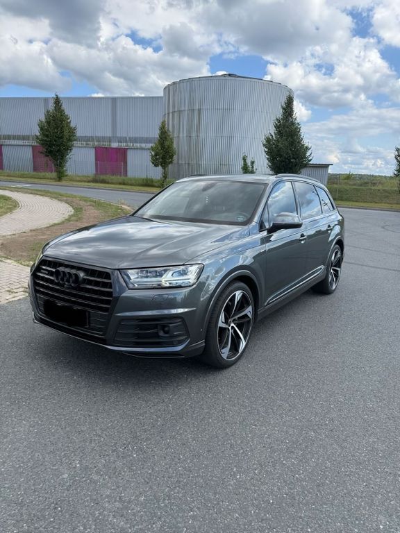 Image of Audi Q7