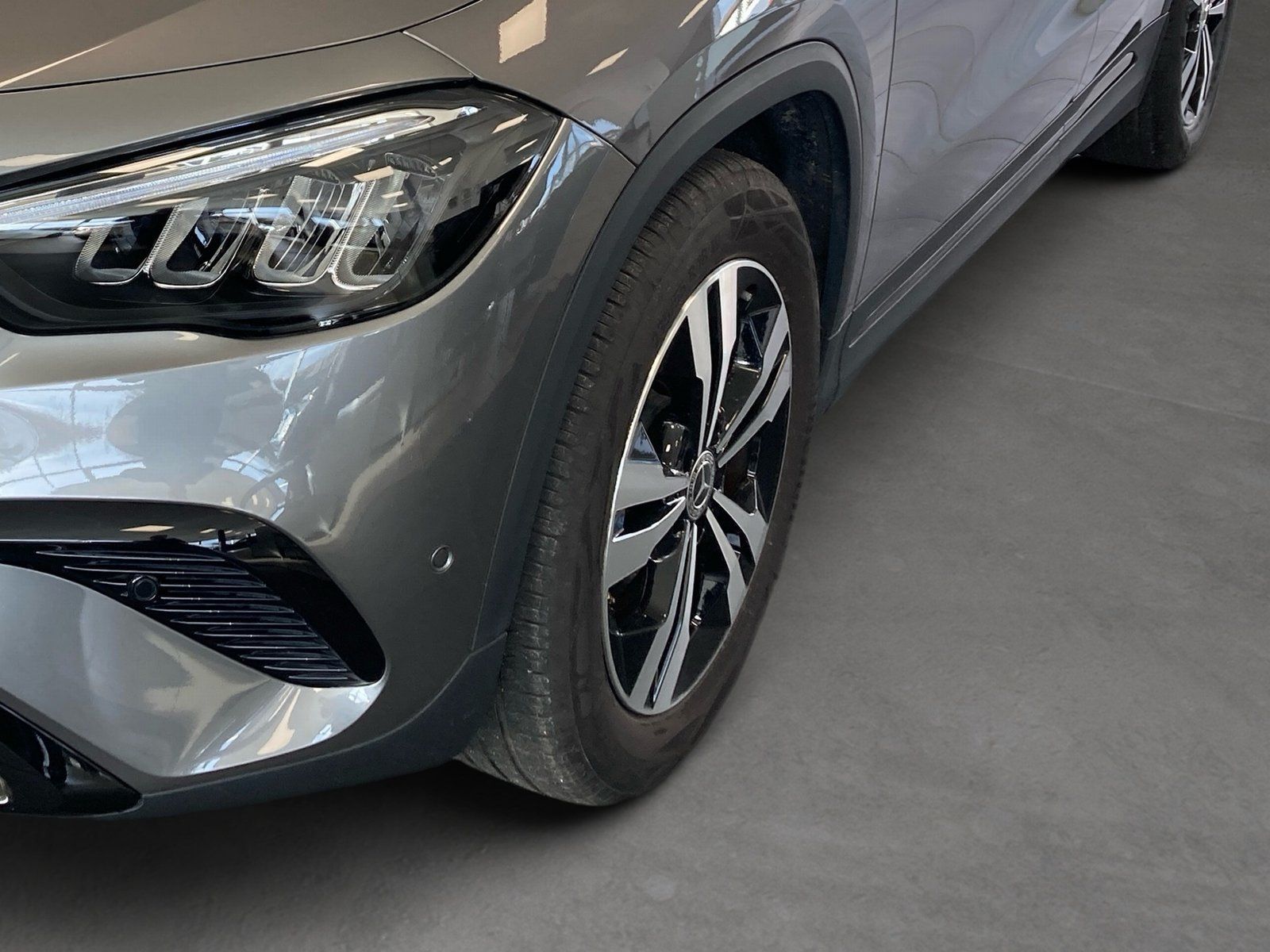 Fahrzeugabbildung Mercedes-Benz GLA 250 4M Progressive*Distro*360°*Totwi*Memory*