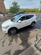 Hyundai SANTA FE C5D14 Kombilimoosine weiß - Hyundai SANTA FE von privat