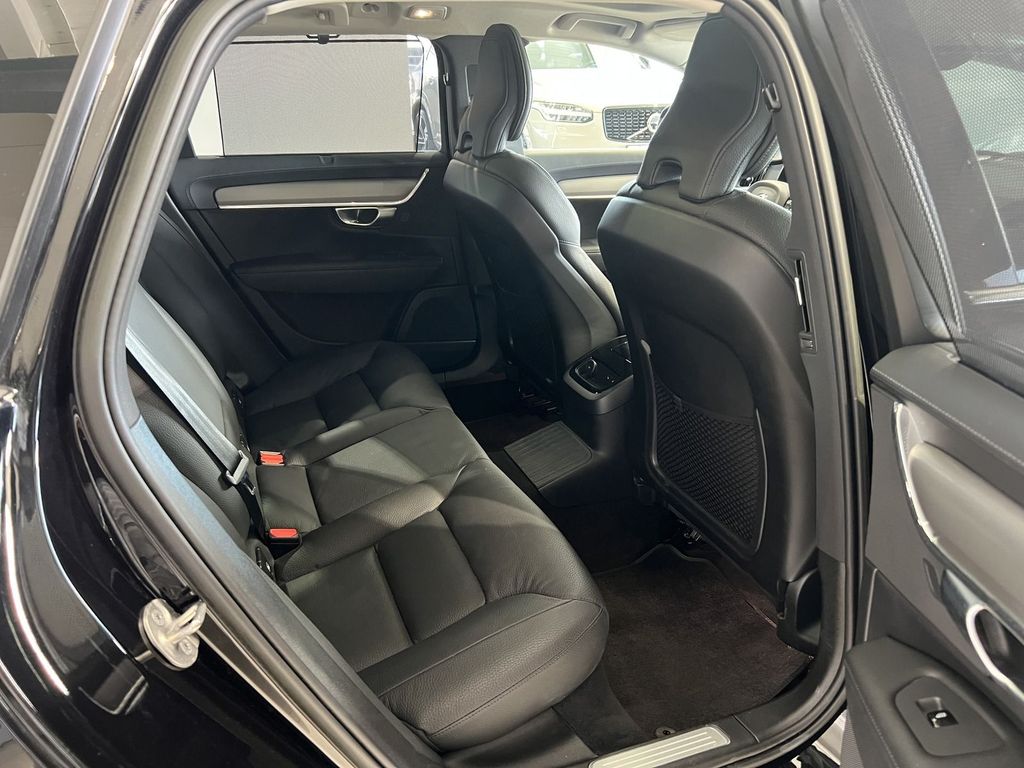 Volvo V90 T6 Plus Bright Recharge AWD BLIS AHK Pano