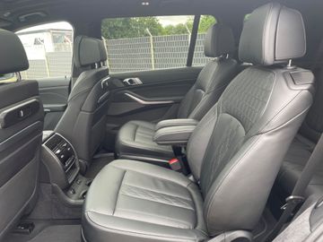 BMW X7 - 8