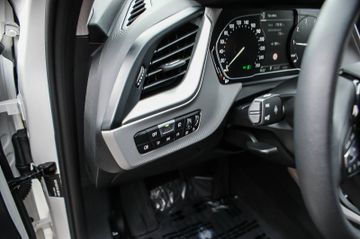 Fahrzeugabbildung BMW 118i Aut. Advantage LED LIFE-COCKPIT NAVIGATION