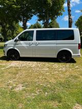 Volkswagen T6 Multivan - wenig km- Stand - Sehr gepflegt