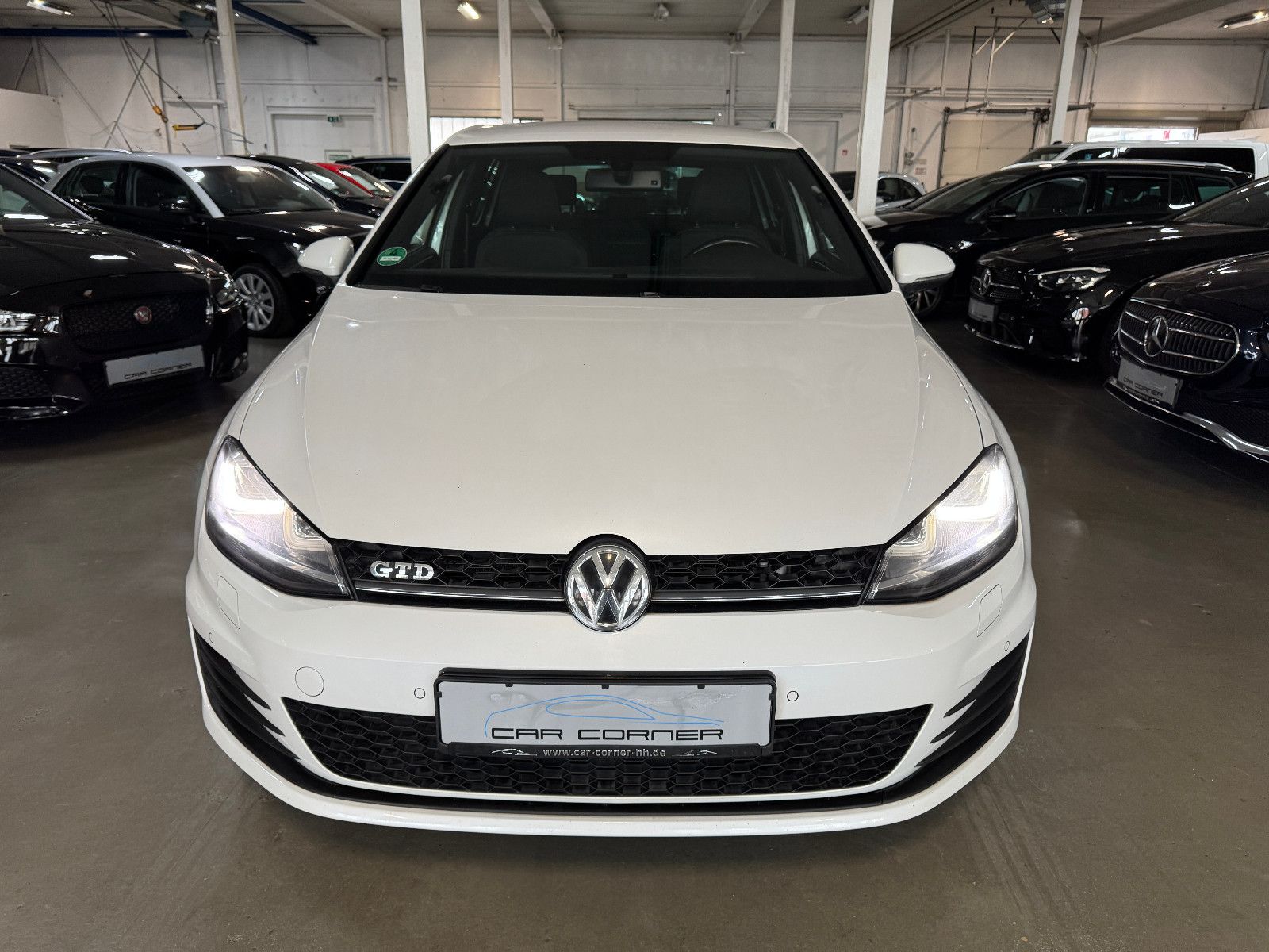 Fahrzeugabbildung Volkswagen Golf VII GTD DCC LED 1.HAND VW SCHECKHEFT EURO 6