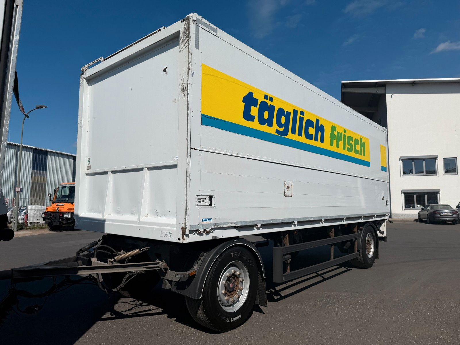 Fahrzeugabbildung Andere Ewers PRASQ 18 Schwenkwand SAF LBW BÄR 2.500kg