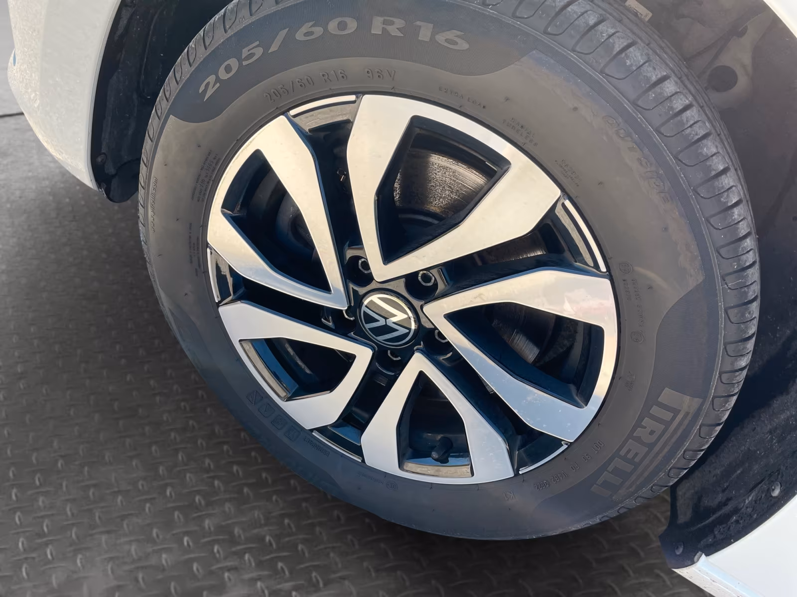 Volkswagen Touran 1.5TSI DSG IQ LED ASSIST ACC PARK, миниатюра 8