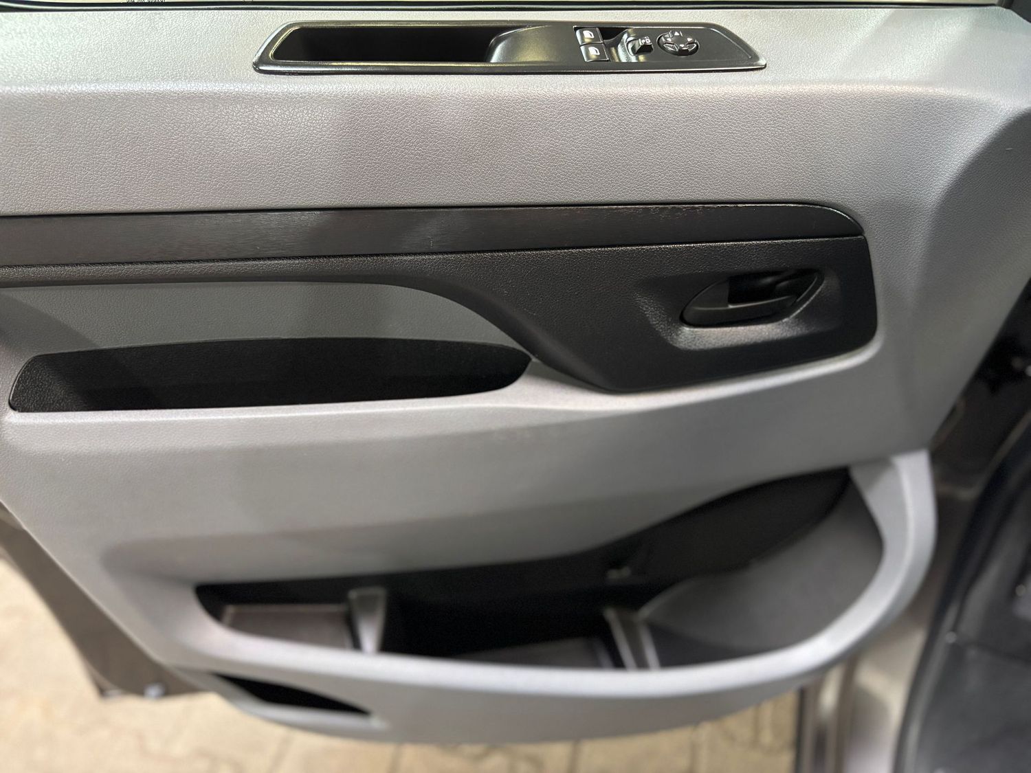 Fahrzeugabbildung Citroën Jumpy 2.0 BlueHDI Club#Kamera#Klima#Tempomat#AHK