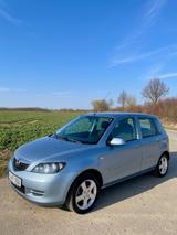 Mazda 2 1,4 Active wenig KM aus Rentnerhand  - gebrauchte Mazda 2 aus dem Jahr 2005