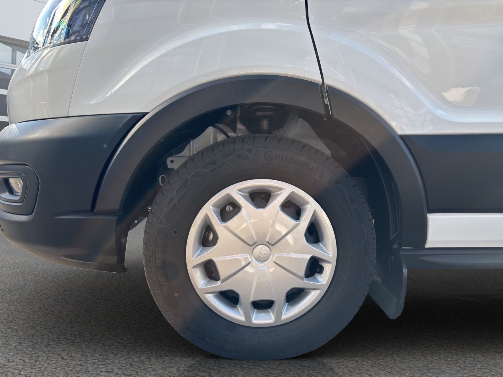 Fahrzeugabbildung Ford Transit 2.0 Ecoblue 350 L3 Trend #Rollstuhlumbau