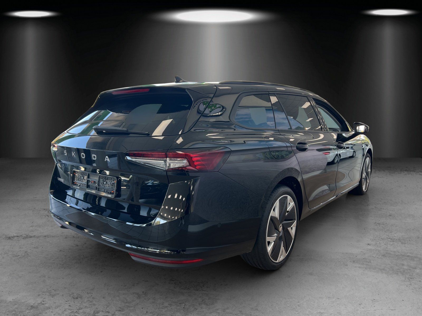 Fahrzeugabbildung SKODA Superb Combi Selection 2,0 TDI 110 kW DSG