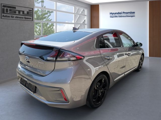 Fahrzeugabbildung Hyundai IONIQ Premium Plug-In Hybrid 1.6 +LED+LEDER+KLIM