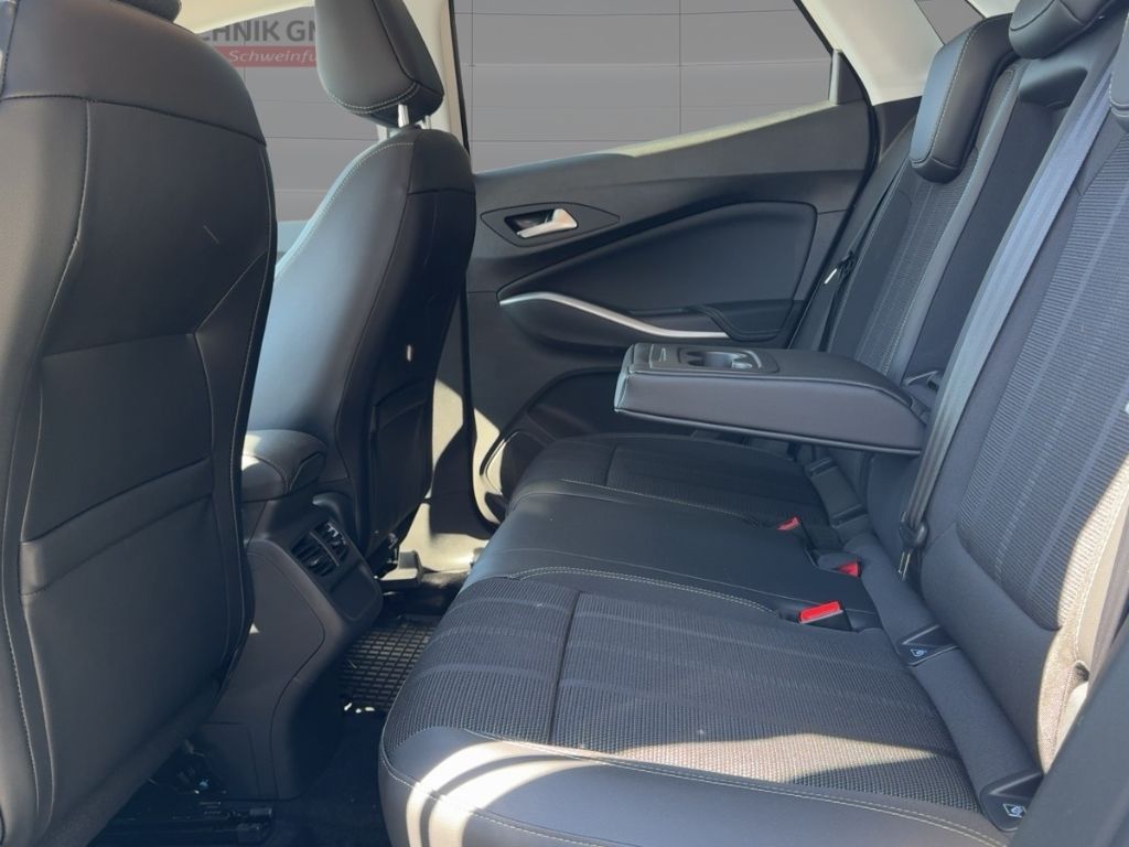 Fahrzeugabbildung Opel Grandland GS, Navi, SHZ, LHZ, 360 Kamera, PDC