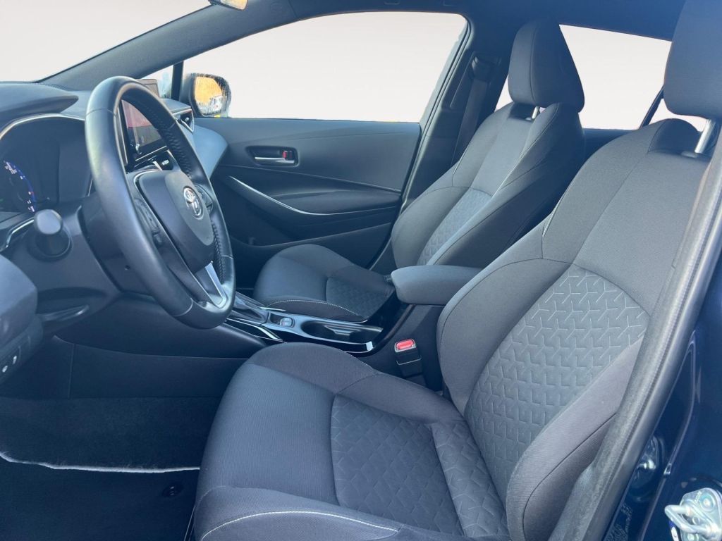 Fahrzeugabbildung Toyota Corolla 1.8 Hybrid Touring Sports Team Deutschla