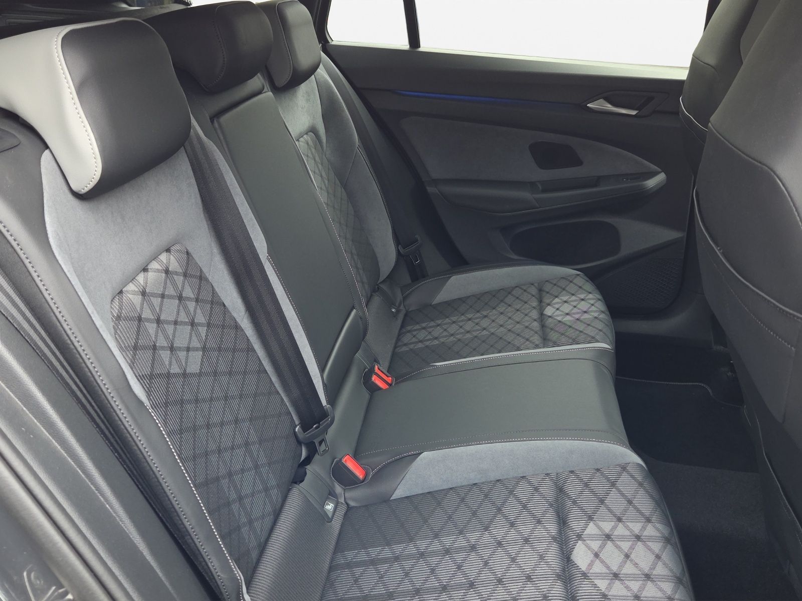 Volkswagen Golf - Bild 18
