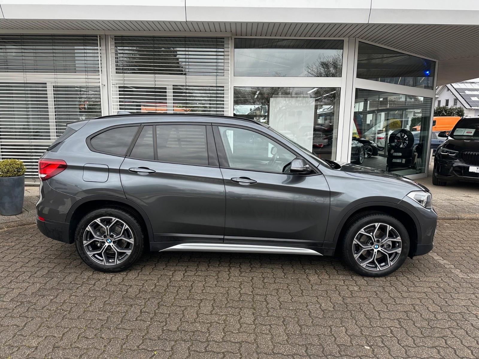 BMW X1 sdrive 18i xLine+Navi+LED+Kamera+AHK abn.+