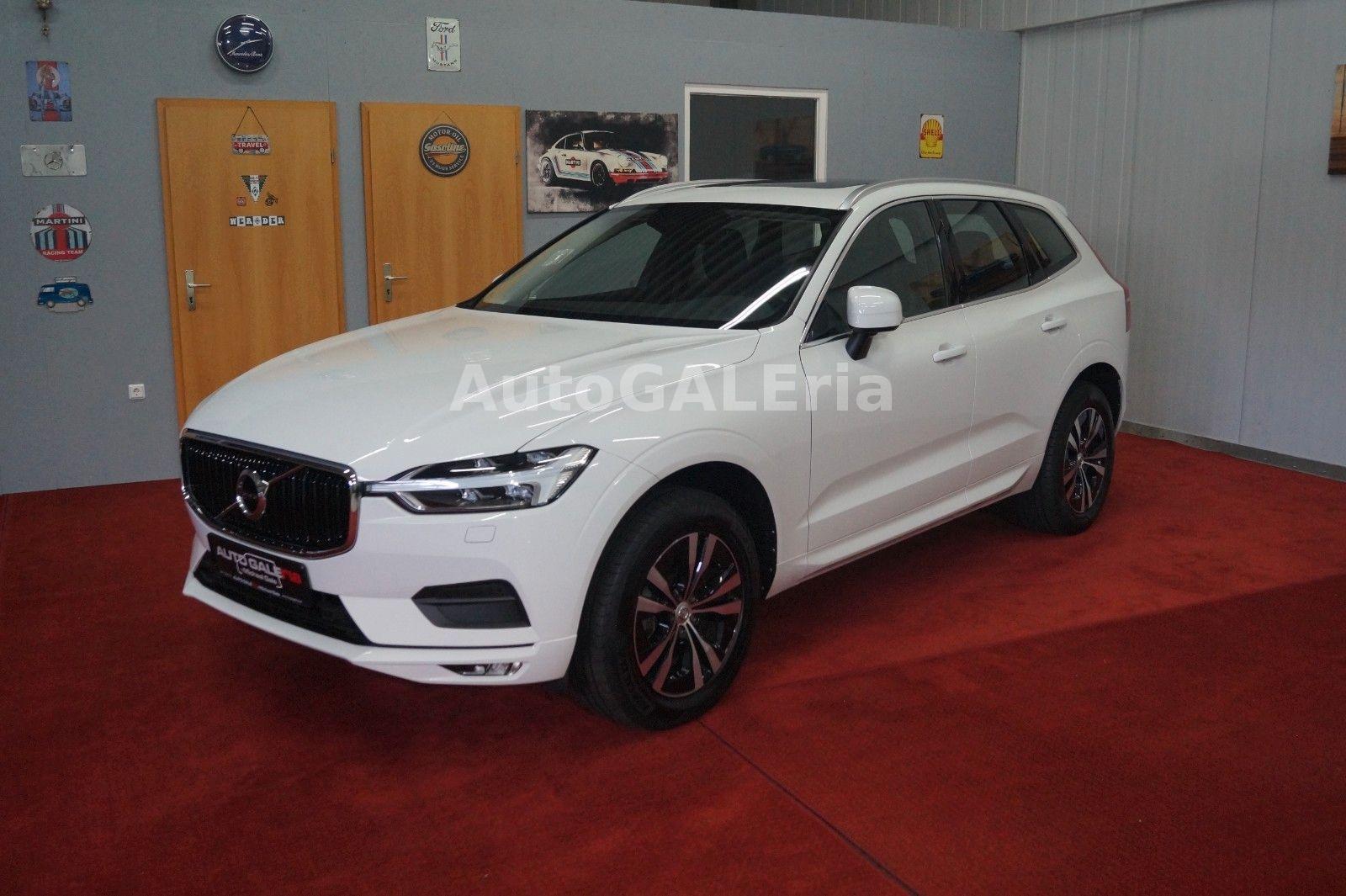 Volvo XC60 Momentum Pro AWD B4 PANO AHK KAMERA STANDH