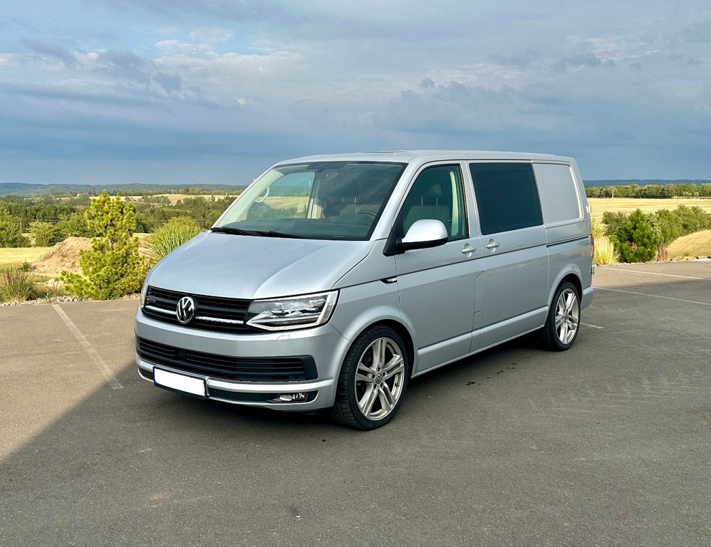 Image of Volkswagen T6 Kombi
