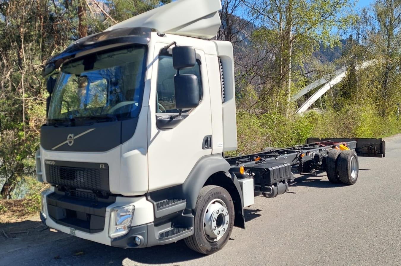 Volvo FL280 4x2, E6, 7.40m Chassis, Fahrgestell