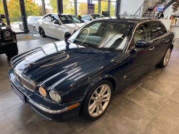 Jaguar XJ 2.7 D XJ6 Sovereign *Klima*Navi*PDC*Bluetooth