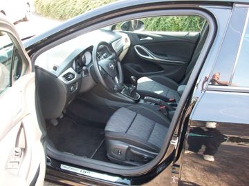Bild 10 Opel Astra K 1.2 Lim. Opel 2020 SHZ LHZ PDC+Kam Navi