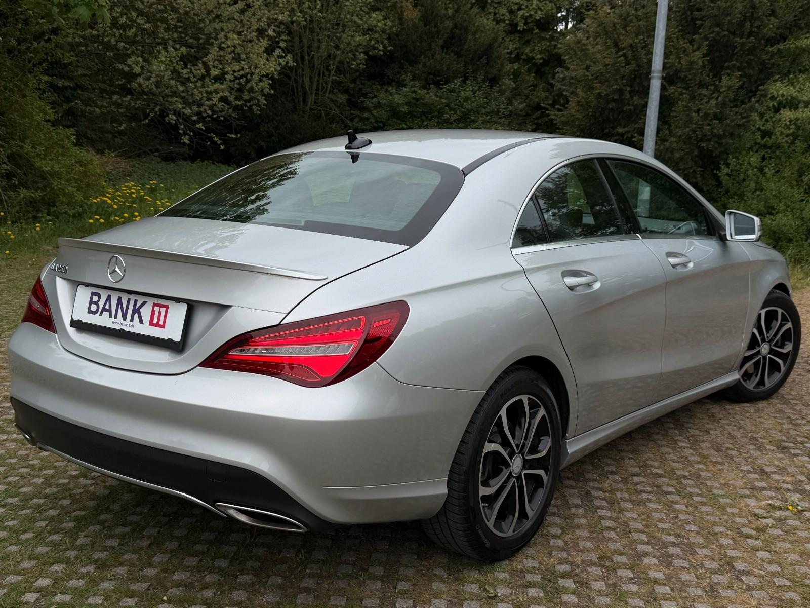 Mercedes-Benz CLA 250 Coupe *Leder *Navi *Kamera *Memory *LED