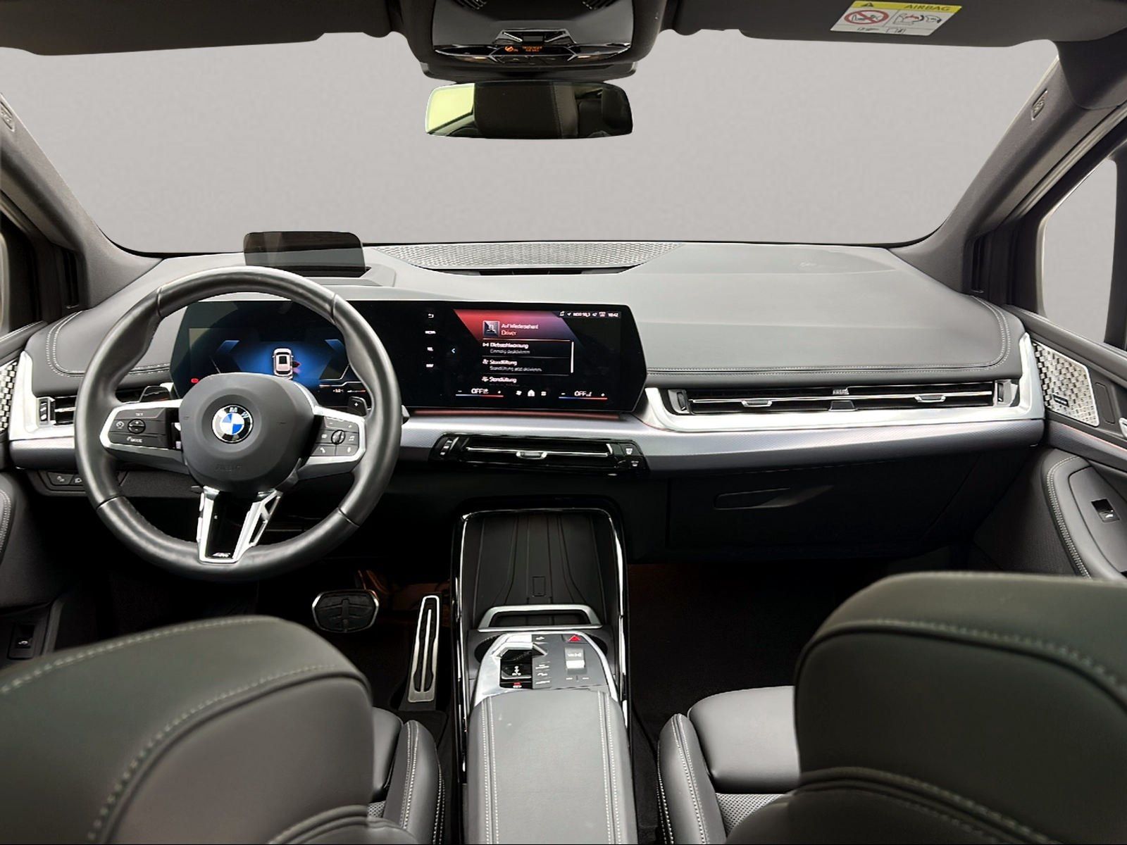 BMW 223 Active Tourer - Bild 8