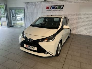 Toyota Aygo (X)Aygo x-play touch