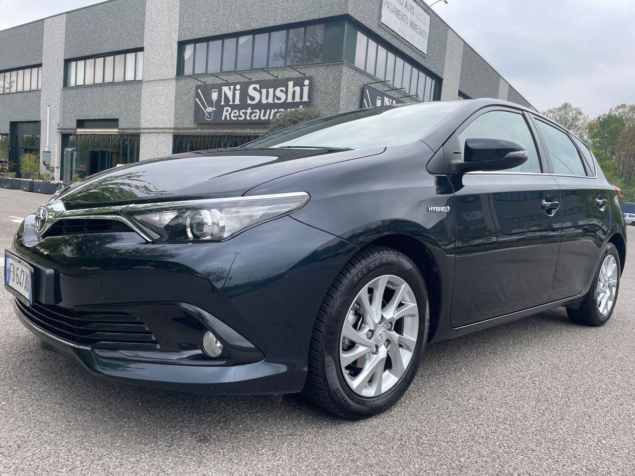 TOYOTA Auris