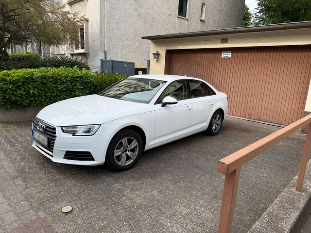 AUDI Audi A4 Limousine