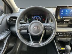 TOYOTA Yaris Hybrid 116 1.5 VVT-i Teamplayer (XPA1)