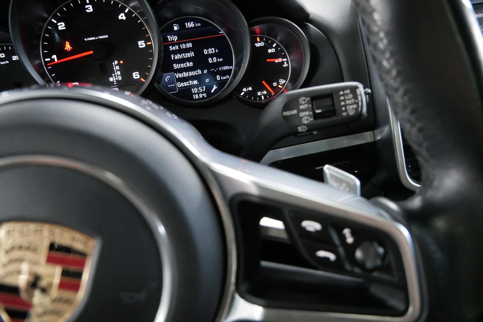Porsche Cayenne Diesel Platinum Edition KAMERA PANO BOSE