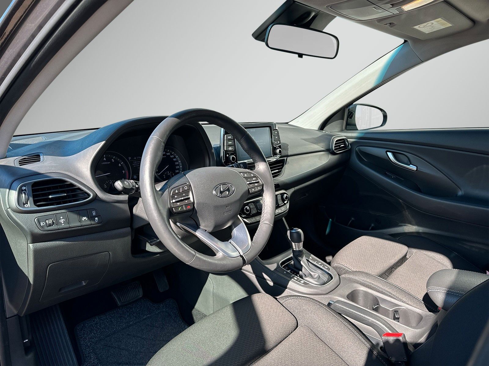 Fahrzeugabbildung Hyundai i30 YES! Plus *Spurhalte*Pano*Carplay*Tempomat*