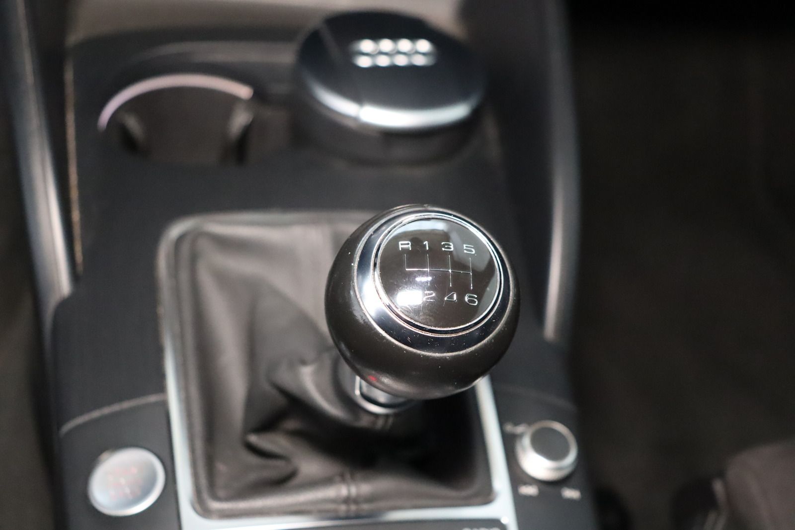 Fahrzeugabbildung Audi A3 2.0 TDI Ambition Sport * Xenon * Alcantara