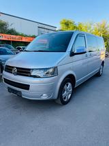 Volkswagen T5 Transporter Bus Caravelle Comfortline lang - VW T5 Transporter in Mönchengladbach