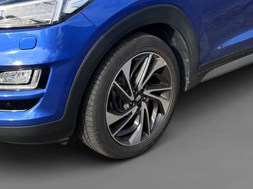 Hyundai TUCSON - 11