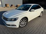Volkswagen Passat 1.4 150PS Lim. Comfortline BMT 96844 - Volkswagen Passat: 1.9