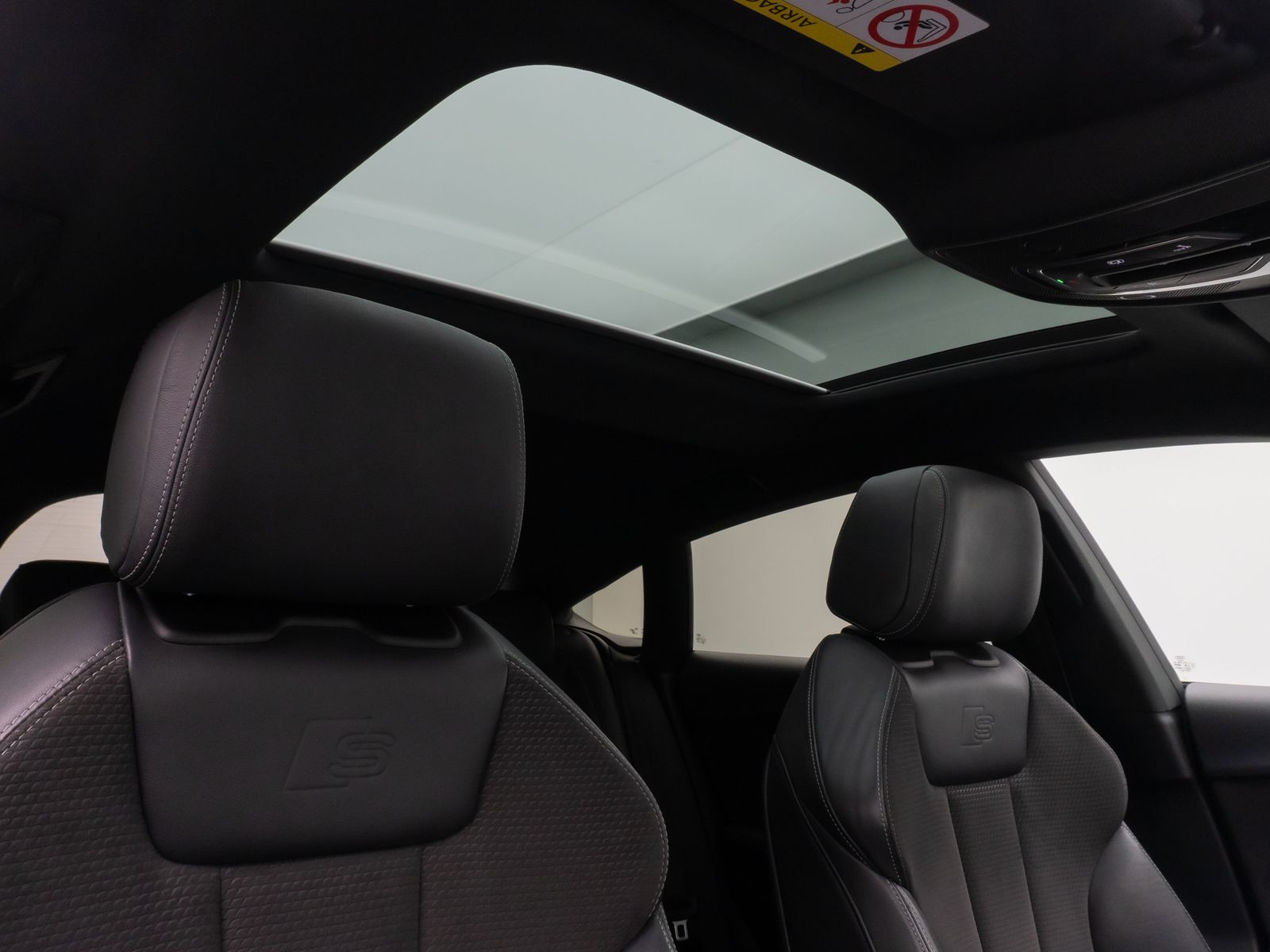 Fahrzeugabbildung Audi A5 Sportback 40TDI edition one SLine Matrix Pano