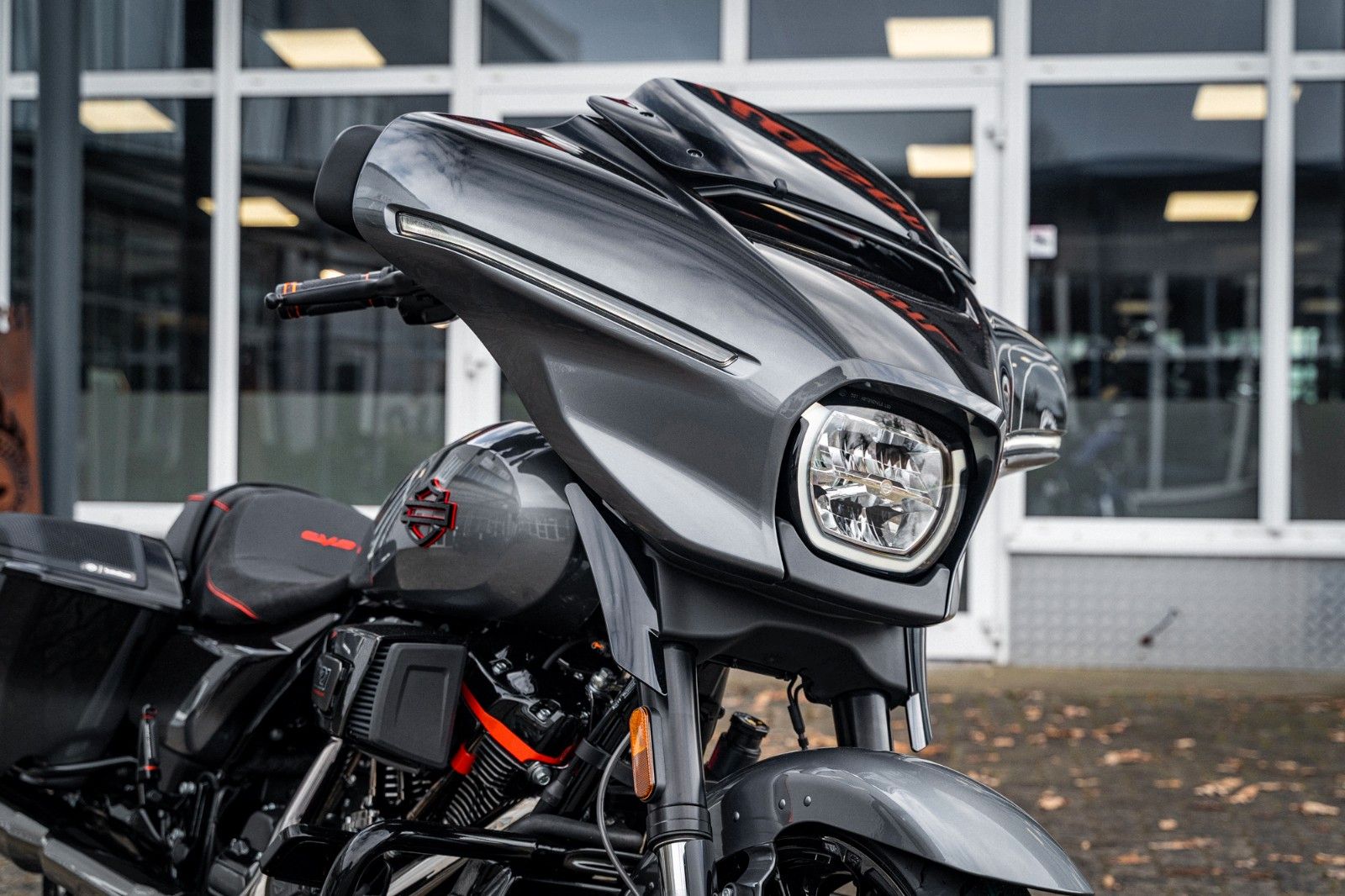 Fahrzeugabbildung Harley-Davidson CVO Street Glide  FLHXSE 121 CUI MY25 kurz. Ver.