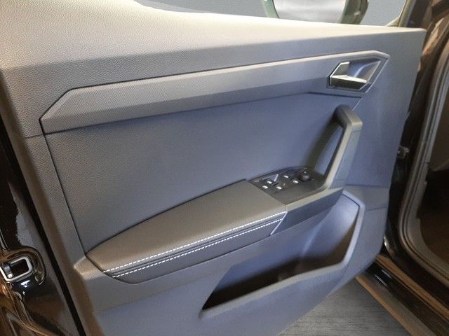 Fahrzeugabbildung Seat Arona Style 1.0TSI AHK LED SHZ Klimaaut. 18"