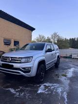 Volkswagen Vw Amarok 3.0 TDI v6 Dark Label - Volkswagen Touareg: La