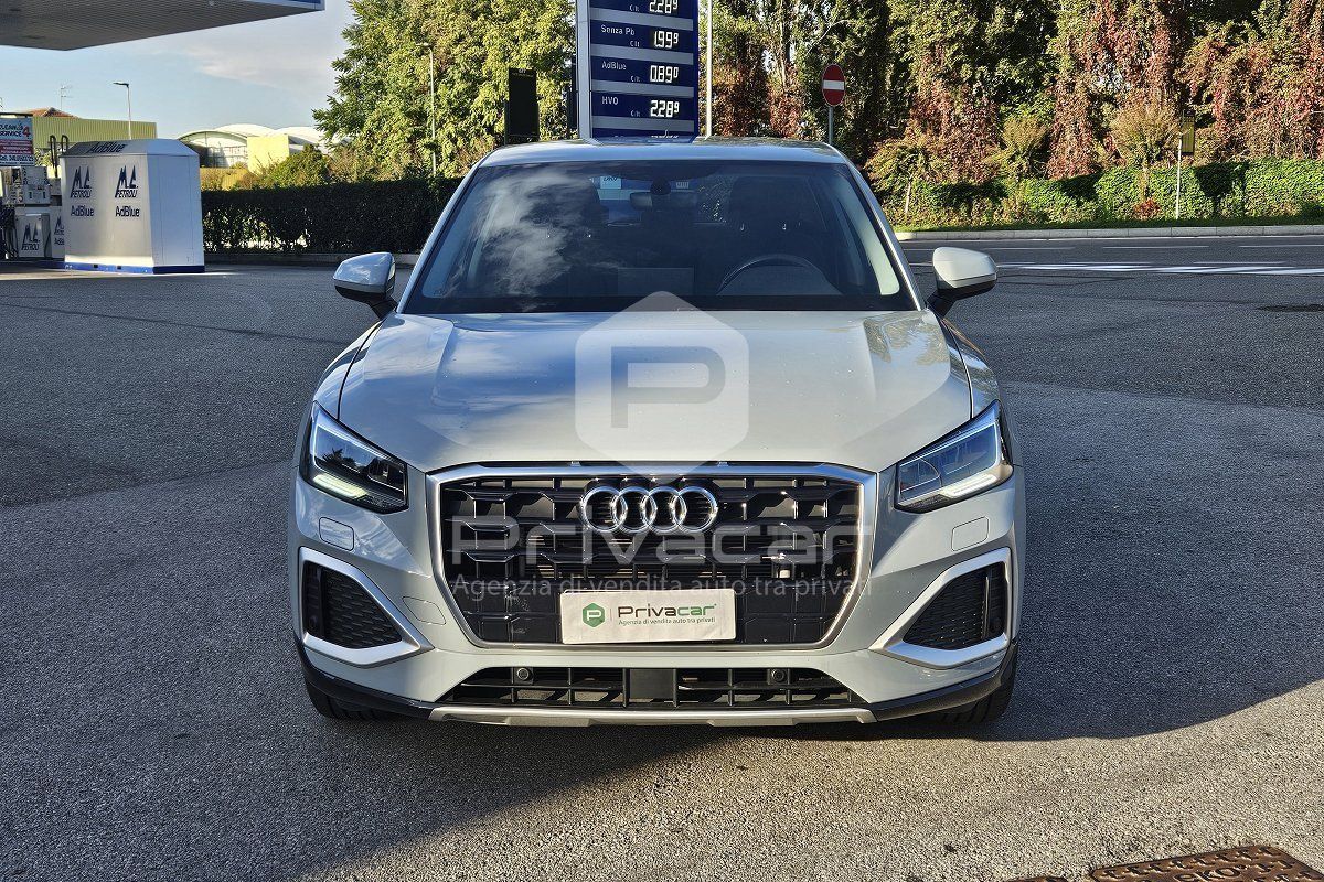 Audi AUDI Q2 35 TFSI Admired imagem 2