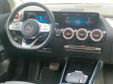 2021 Mercedes-BENZ EQA 照片 9