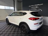 Hyundai Tucson Pure 2WD 1.6-LED-TÜV/SERVICE NEU-ALU- - Hyundai TUCSON Gebrauchtwagen in Erfurt