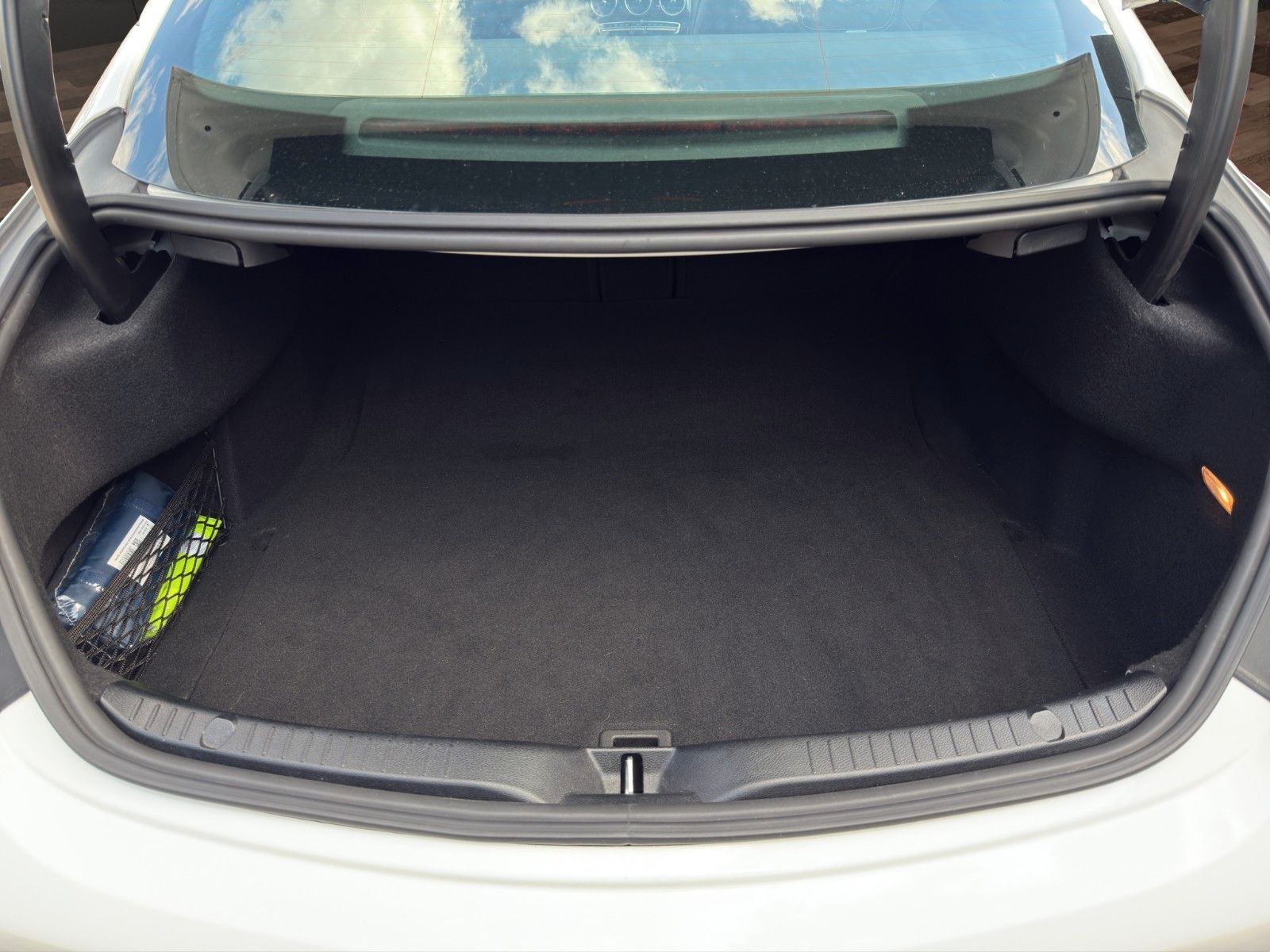 Fahrzeugabbildung Mercedes-Benz C 300 Coupe*AMG-Line*Pano*Head-Up*Dig.Tacho*360°