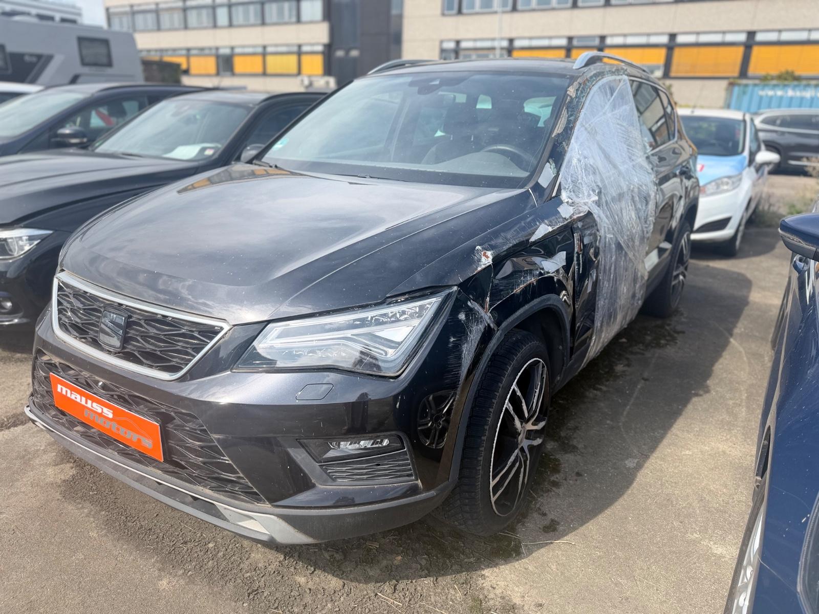 Seat Ateca Xcellence FR LINE  Unfall - 828