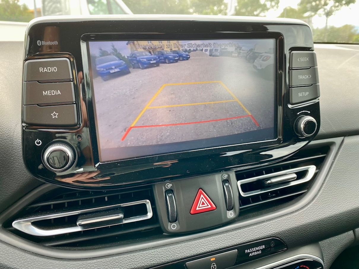 Fahrzeugabbildung Hyundai i30 1.0 DCT AAC SHZ ALLWETTER ALU