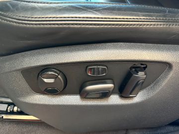 MYAUTOCENTER – Gebraucht- und Jahreswagen mit Werkstattservice in Pfaffenhofen Volkswagen Touareg V6 TDI *Terrain Tech*4Motion*AHK*