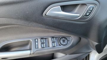 Fahrzeugabbildung Ford C-MAX Titanium